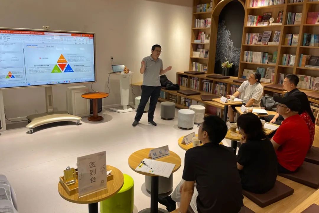 九游娱乐平台：202425秋冬功能性趋势面料评审和获奖面料赏析IPD上海展(图1)