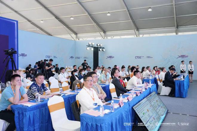 九游娱乐平台：创新驱动未来纺织新材料在内衣领域大放光彩(图1)