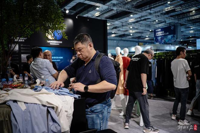 九游娱乐网站：环保、科技、时尚服装服饰展览会凸显中国服饰行业新基调(图9)