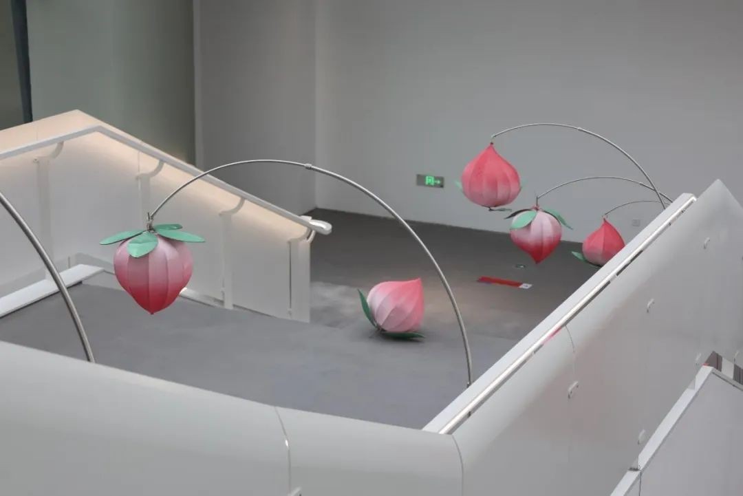 九游娱乐：长宁魅力在2024秋冬上海时装周上闪耀！(图9)