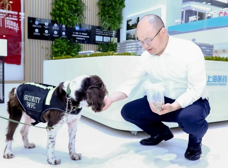 九游娱乐平台：探“新”丨2024碳博会衣食住行皆低碳(图4)