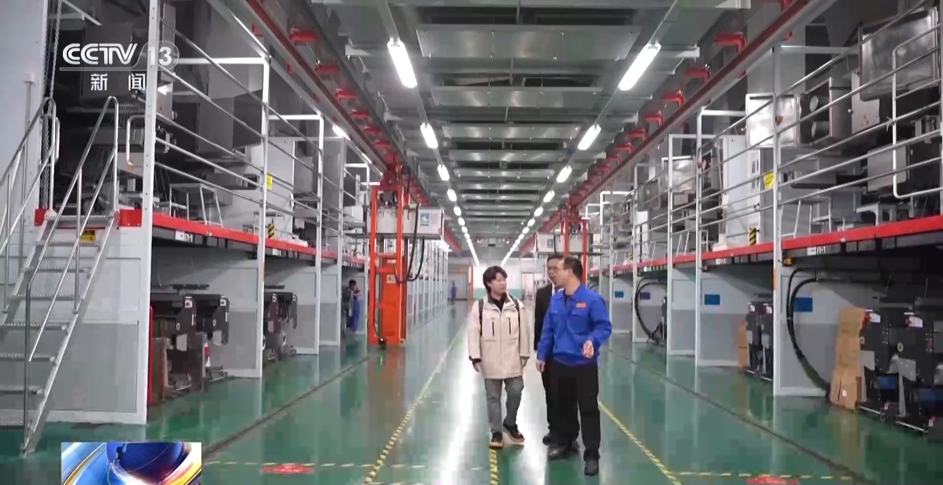 九游娱乐平台：发展新质生产力·一线观察丨“万物皆可织”！经纬之间如何纺织出环保底色(图11)