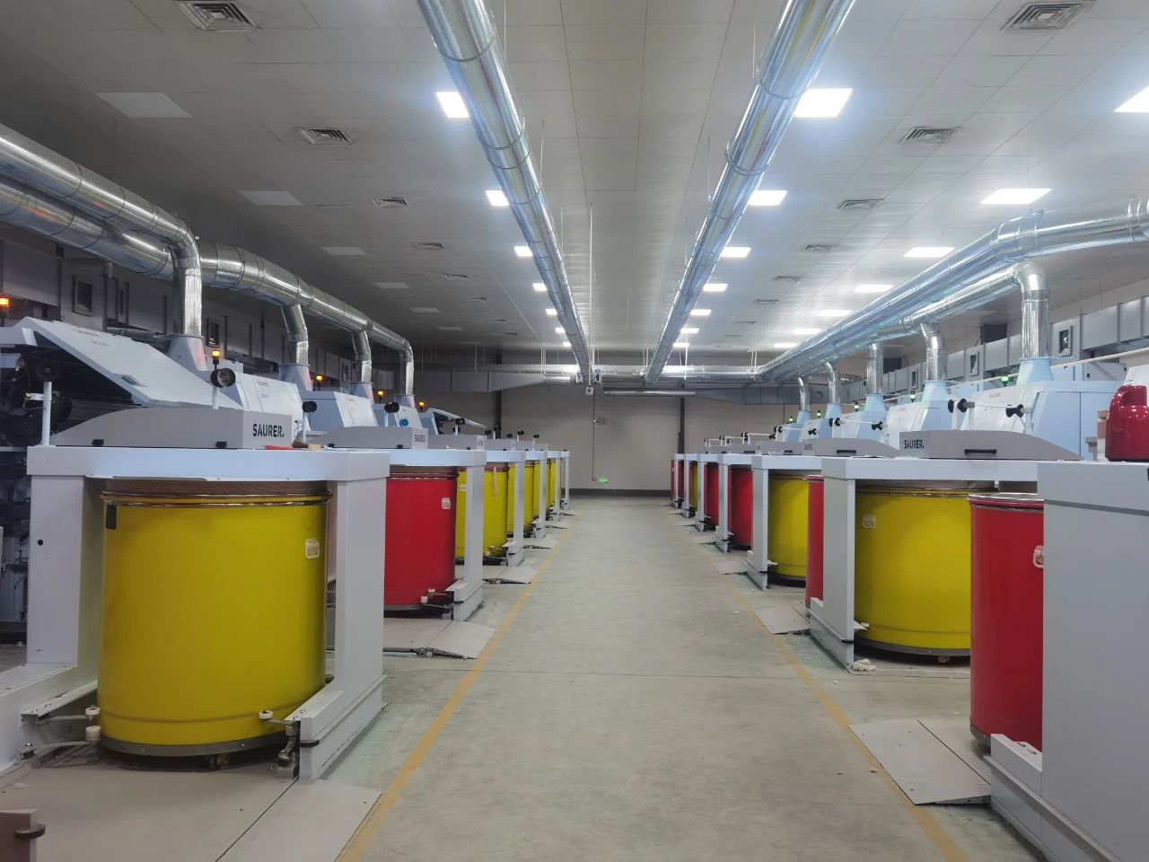 九游娱乐平台：利辛纺织业独秀跻身百亿级俱乐部(图2)