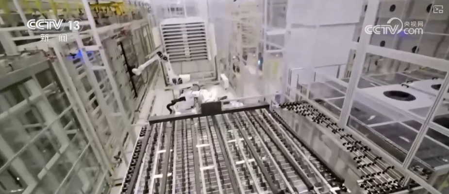 九游娱乐：外贸出口向“绿”向“新”中国智能制造“走上去”全球“圈粉”(图6)