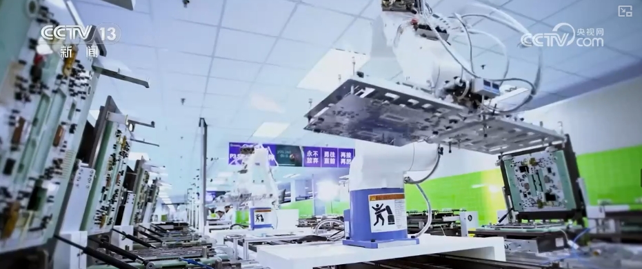 九游娱乐：外贸出口向“绿”向“新”中国智能制造“走上去”全球“圈粉”(图7)