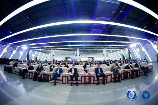 九游娱乐网站：聚势谋远思变未来2024中国家纺大会暨中国家纺协会七届三次理事扩大会议在青岛举办(图3)