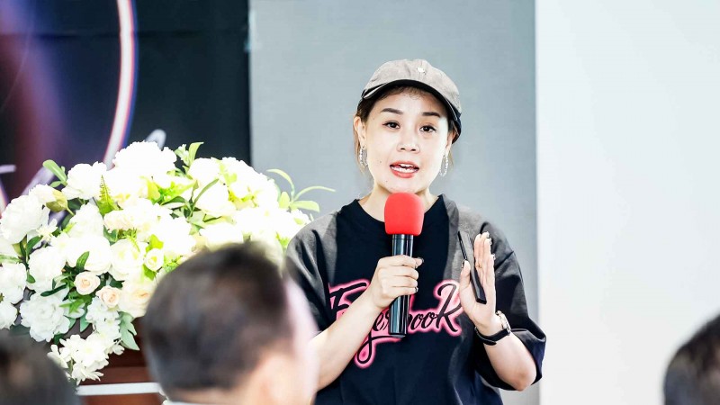 九游娱乐平台：聚力发展｜快时尚美妆穿戴甲产投融推介对接大会圆满举办(图7)