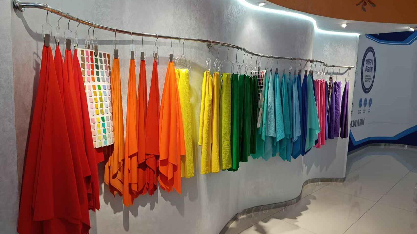 九游娱乐：不忘来时路奋进新征程丨走进江西德安绿色生态纺织印染示范基地(图1)