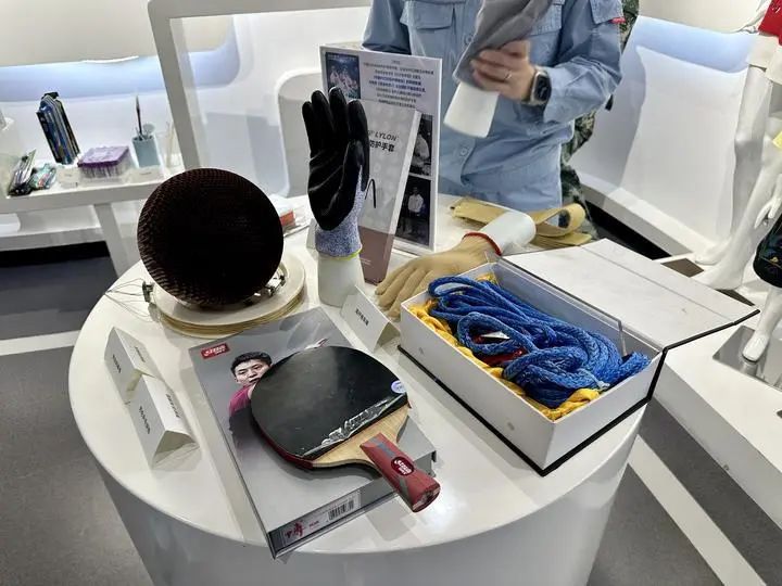 九游娱乐网站：这块“布”有看头！(图8)