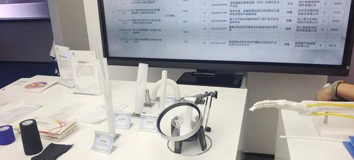 九游娱乐网站：这块“布”有看头！(图11)