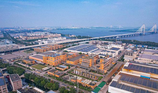 九游娱乐：年终特辑丨佳人新材料：“啃下”纺织品循环利用的硬骨头(图1)