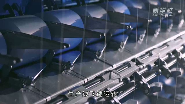 九游娱乐平台：走进企业看信心丨纺织车间里感受民营经济创新脉动(图2)