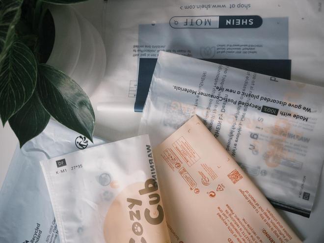 九游娱乐：持续助力产业绿色转型升级SHEIN过半快递袋已采用再生材料(图1)