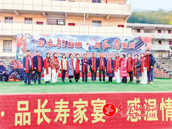 九游娱乐网站：石梯镇奏响乡村振兴新乐章-安康新闻网(图6)