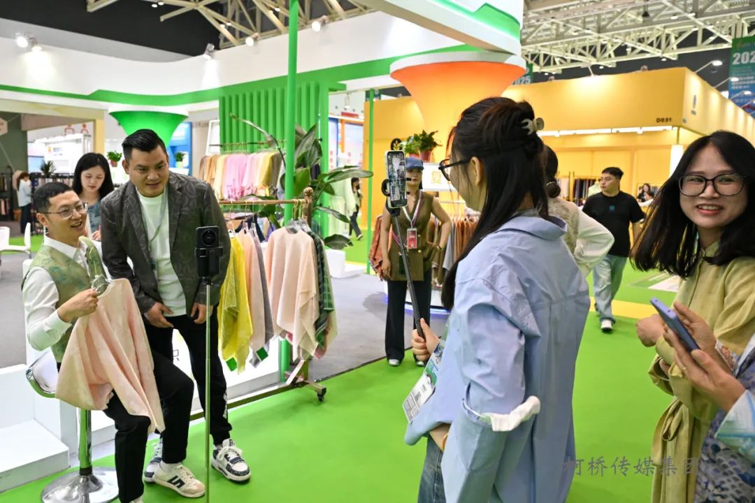 九游娱乐平台：在柯桥感受中国纺织韧性(图7)