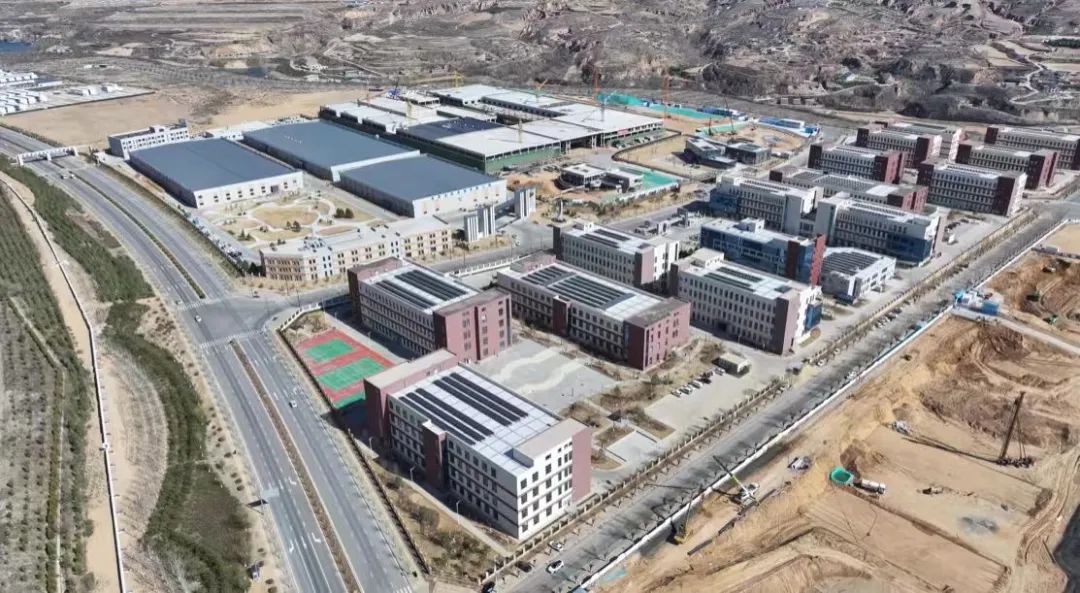 九游娱乐网站：高质量发展看榆阳榆阳区：以园区集群助力轻纺产业走上“复兴路”(图1)