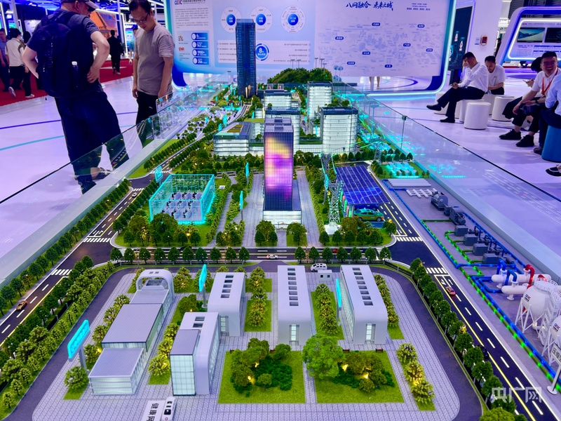 九游娱乐：技术创新织绿网场景落地生繁花——上海碳博会共赴零碳未来之约(图4)