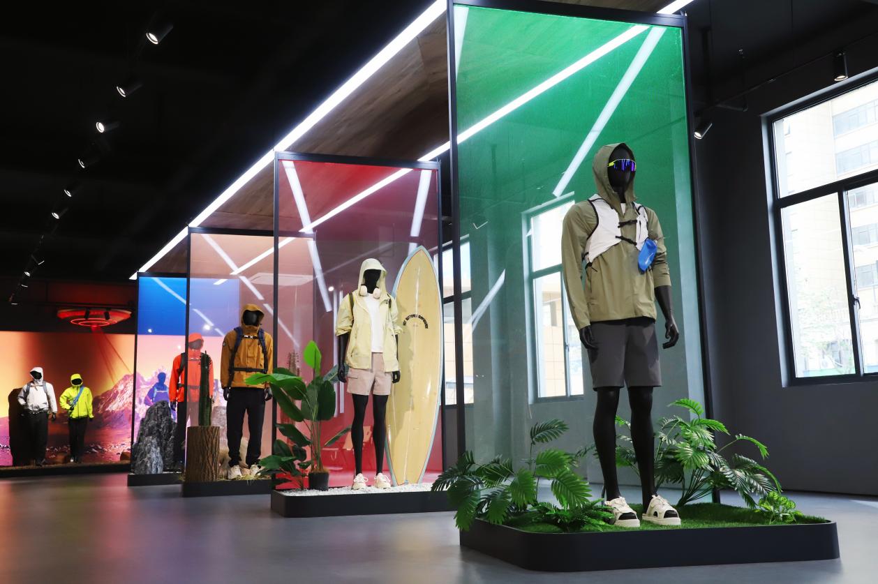 九游娱乐平台：安徽向前丨亳州利辛：“纺织大县”的“户外梦”(图1)