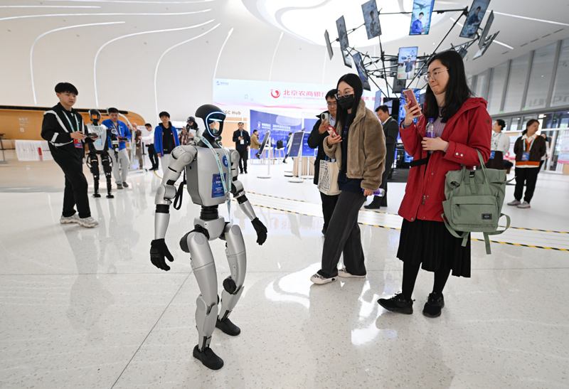 九游娱乐：风雨洗礼中中国这些产业何以生长(图5)