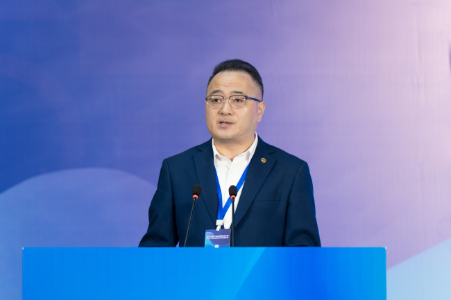 九游娱乐：技冠群雄！张红夺得纺织行业纺织面料设计师（图案设计）职业技能竞赛全国决赛一等奖(图2)