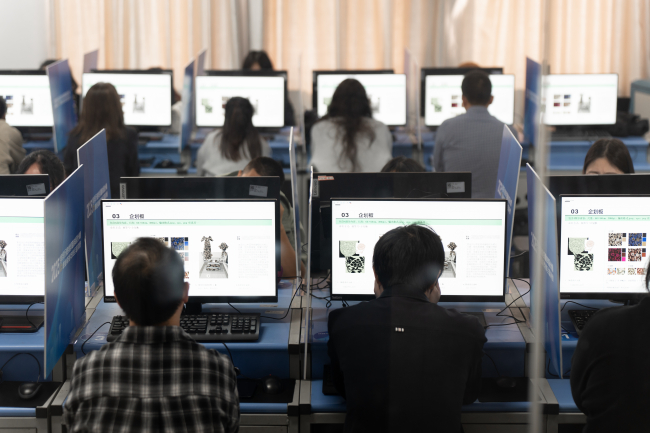 九游娱乐：技冠群雄！张红夺得纺织行业纺织面料设计师（图案设计）职业技能竞赛全国决赛一等奖(图7)