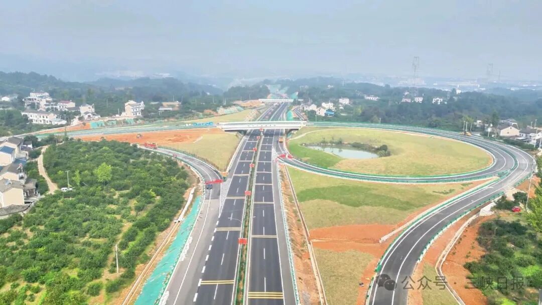 九游娱乐平台：湖北人心中“十大必吃”！荆州上榜的是→今早一定要裹好羽绒服！(图5)