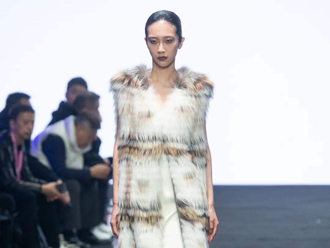 九游娱乐网站：CHIC2026（春季）｜“冬季时装”展区：把“冬产品”做成“热生意”(图6)