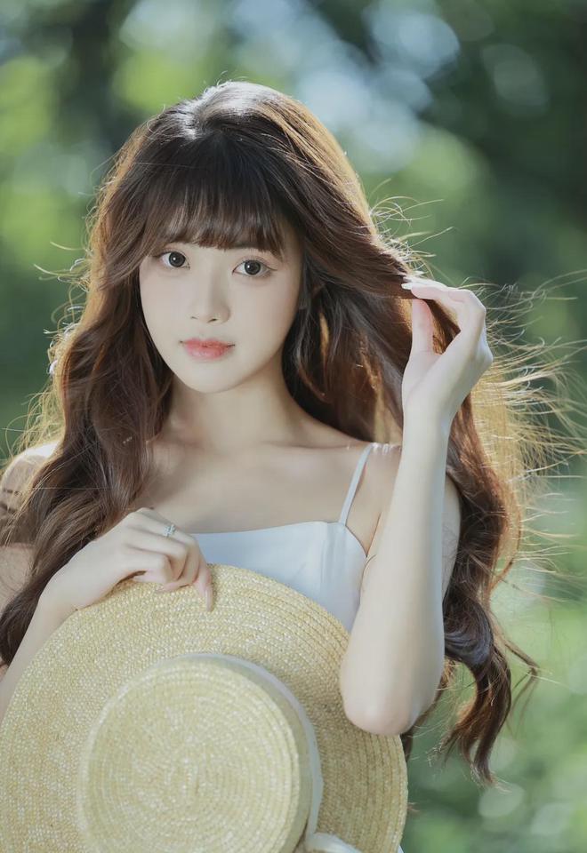 九游娱乐平台：19岁女rapper老狼仙踪林(图1)