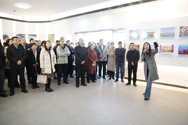 九游娱乐：聚势共青城赋能暖经济！2025纺织服装创新年会暨共青城羽绒产业发展大会圆满举行(图22)