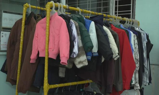 九游娱乐：一年赚50亿进口原料花40亿！缅甸服装厂老板的账本有个“大窟窿”(图4)