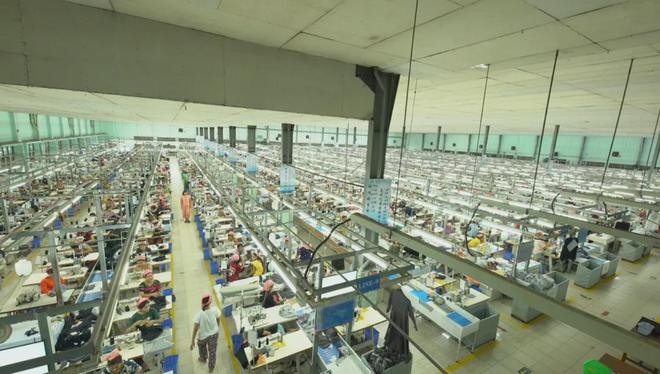 九游娱乐：一年赚50亿进口原料花40亿！缅甸服装厂老板的账本有个“大窟窿”(图1)