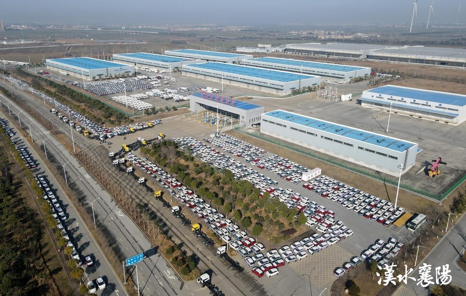 九游娱乐：襄阳产业新版图：集群崛起动能焕新(图2)