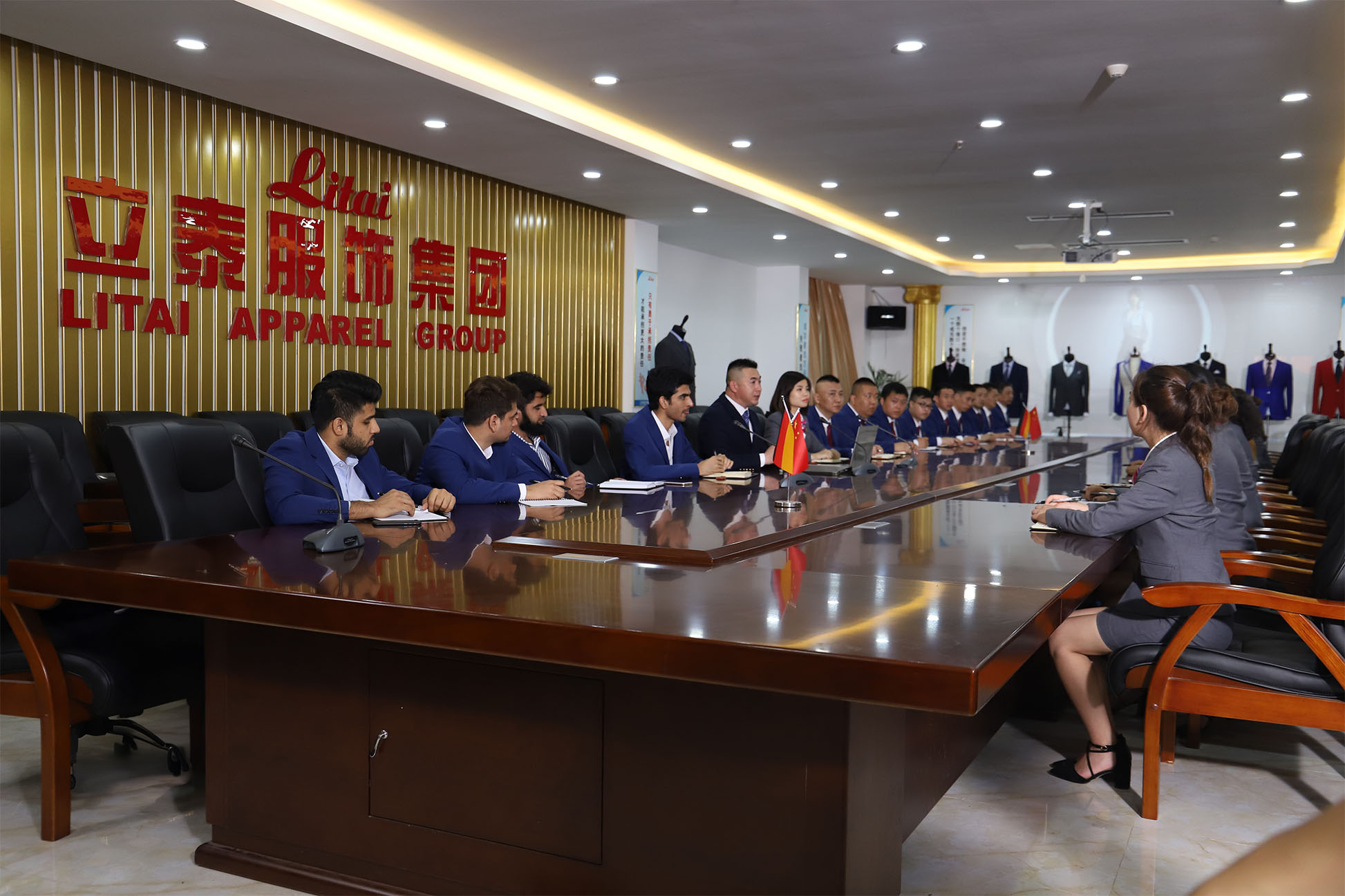 九游娱乐平台：2026年Q1江西专业的高中校服定制厂家综合评选与推荐(图1)